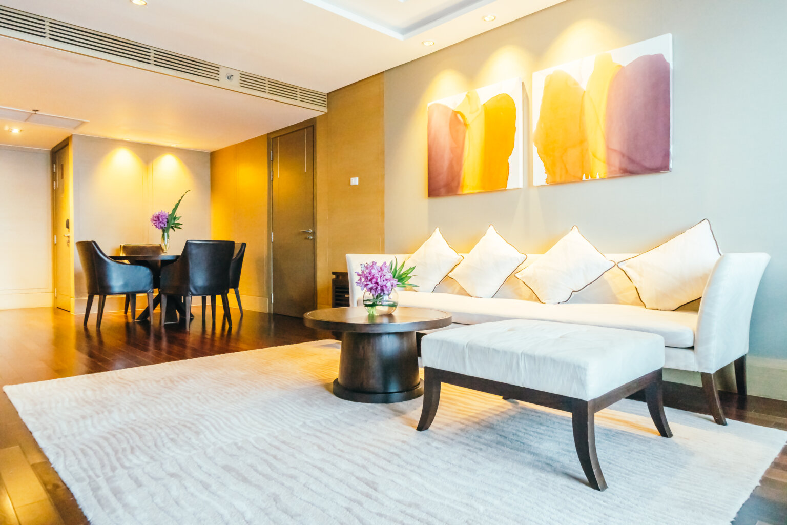 40 Stylish & Functional Home Décor Picks for an Instant Makeover