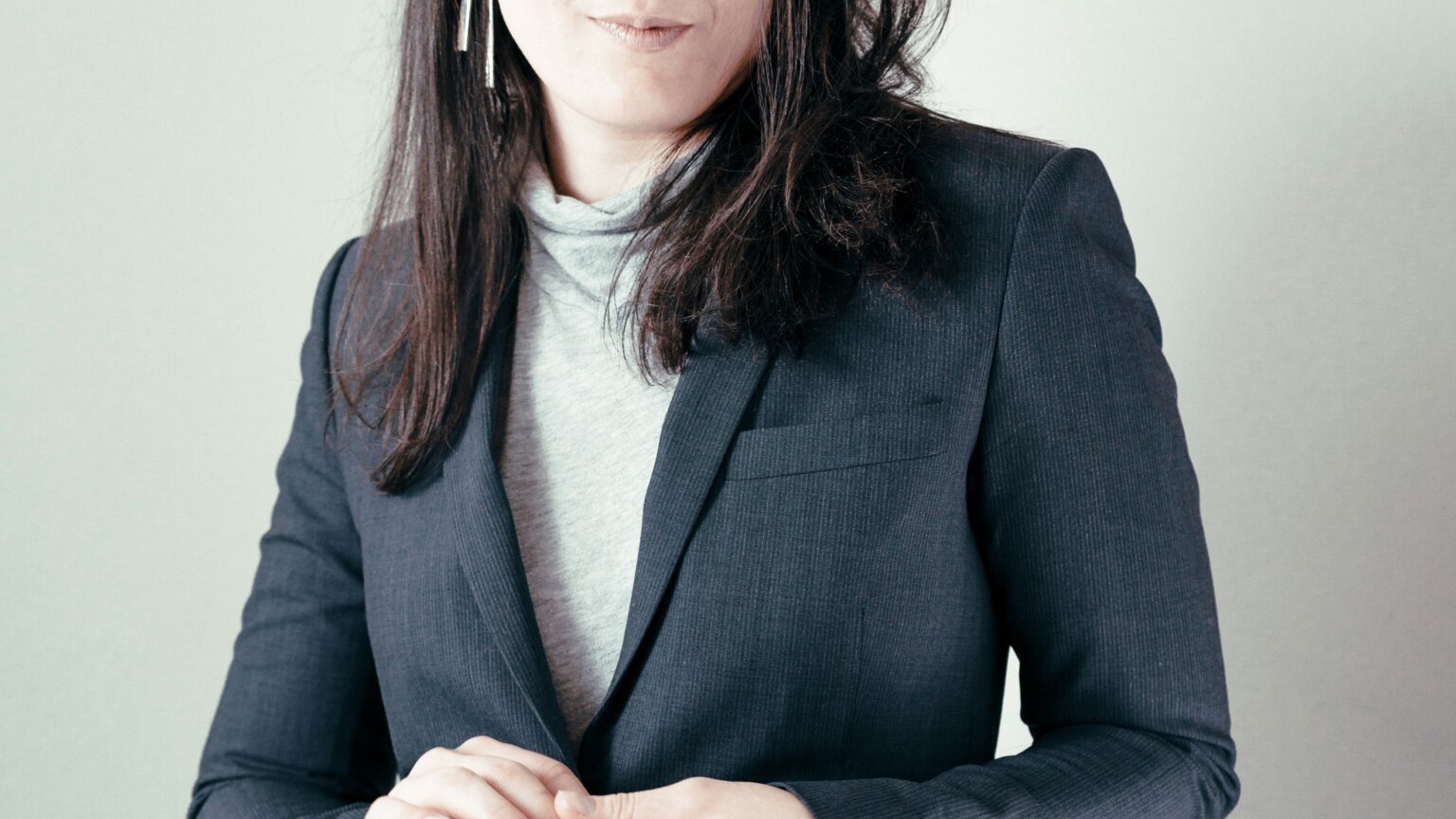 a girl wearing a business casual outfit
